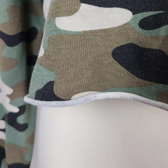 H&M Green Black and Cream Camo Printed Cropped Sweatshirt XS - Picture 6 of 16